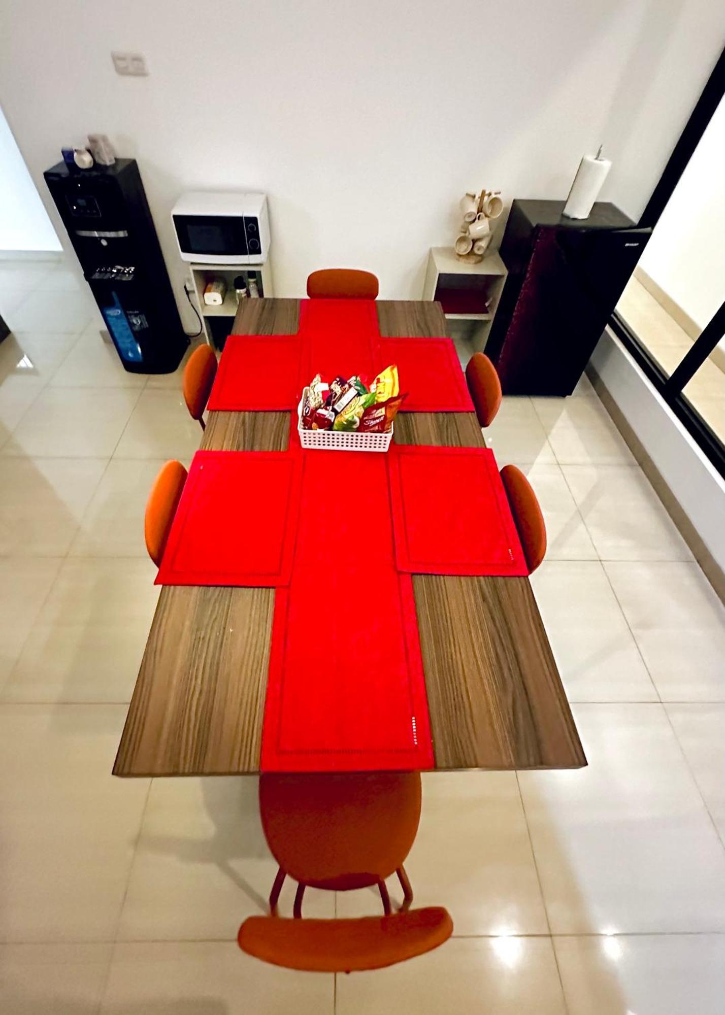 4-Bedroom Home In South Jakarta Nuansa Swadarma Residence By Le Ciel Hospitality מראה חיצוני תמונה